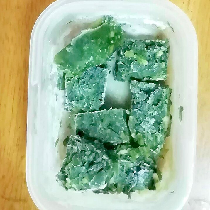 バジルの葉の冷凍保存 レシピ 作り方 By 味噌汁ざんまい 楽天レシピ バジルの葉の冷凍保存 レシピ 作り方 By 味噌汁ざんまい 楽天レシピ
